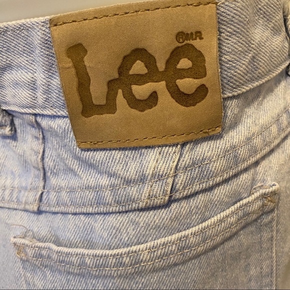 Lee Vintage High-Waisted, Tampered-Leg Mom Jean - Picture 3 of 9